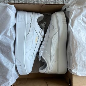 Puma Women's Carina 2.0 Casual Sneakers